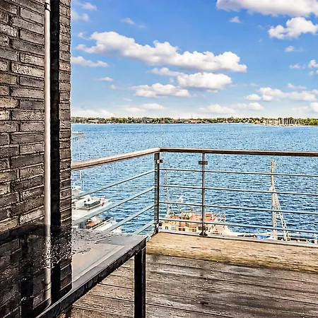Stunning In With Wifi Apartment *